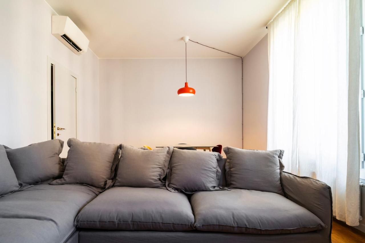 Residenza Cornaggia Apartment Milan Exterior photo